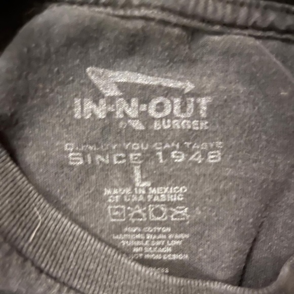 In-N-Out California Burger Tee Size L - Picture 2 of 3